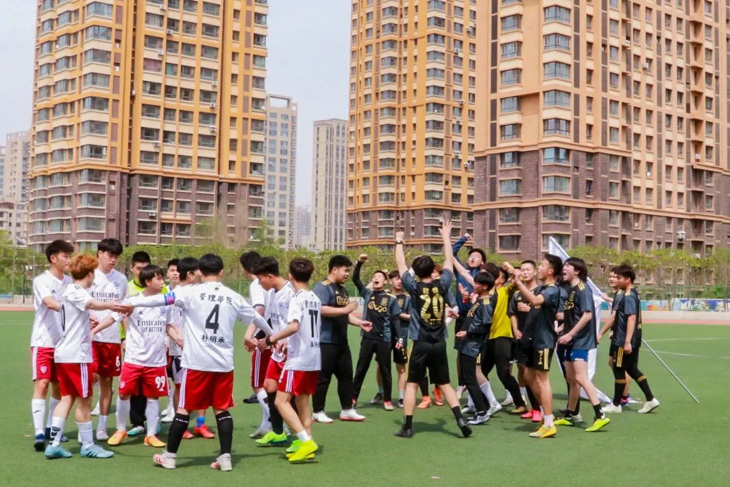 圆满落幕|辽宁传媒学院“校庆杯”足球比赛圆满落幕