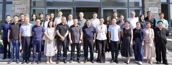 我校王东辉副校长当选辽宁省网络视听协会会长