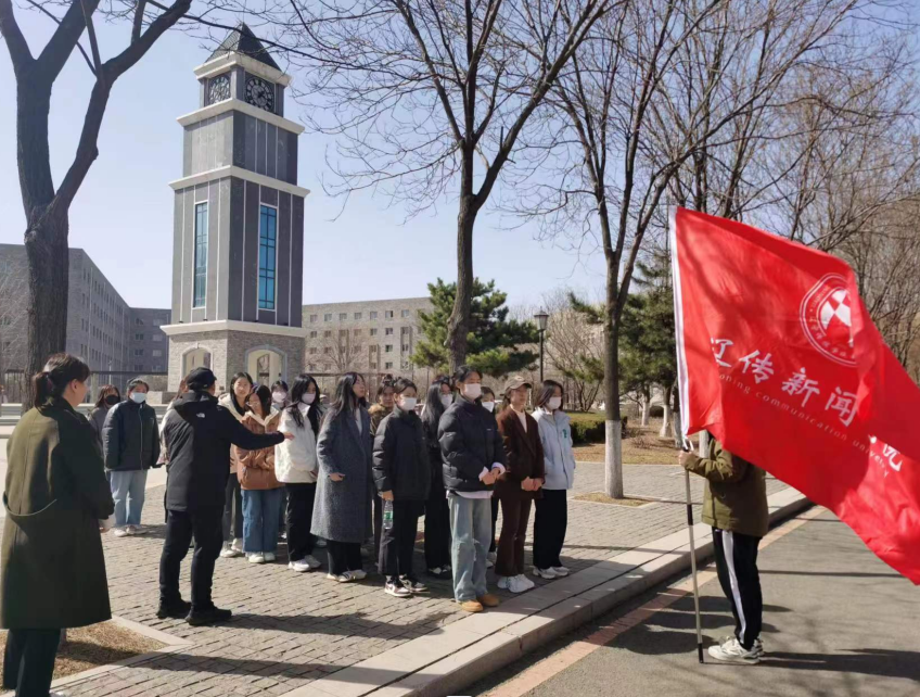 我校举行爱国卫生运动暨辽宁传媒学院劳动“悦”活动–校园环境清扫活动